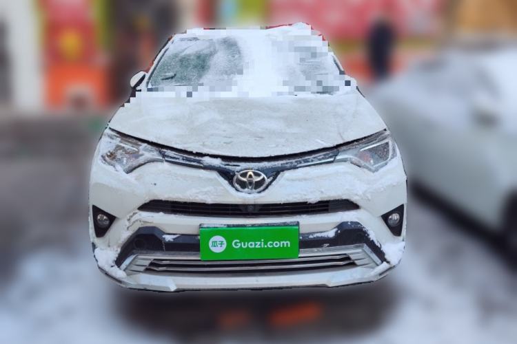 Used Toyota RAV4 2019 2.0L CVT Two-Wheel Drive Luxury Version China VI Standard