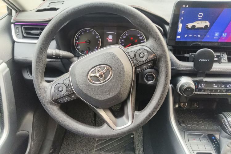 Used Toyota Wildlander 2020 2.0L CVT Two-Wheel Drive Luxury Edition Steering Wheel