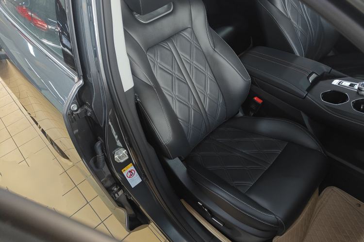 Used Changan UNI-K iDD 2024 ZhiDian iDD 1.5T 135km Smart Leading Model
