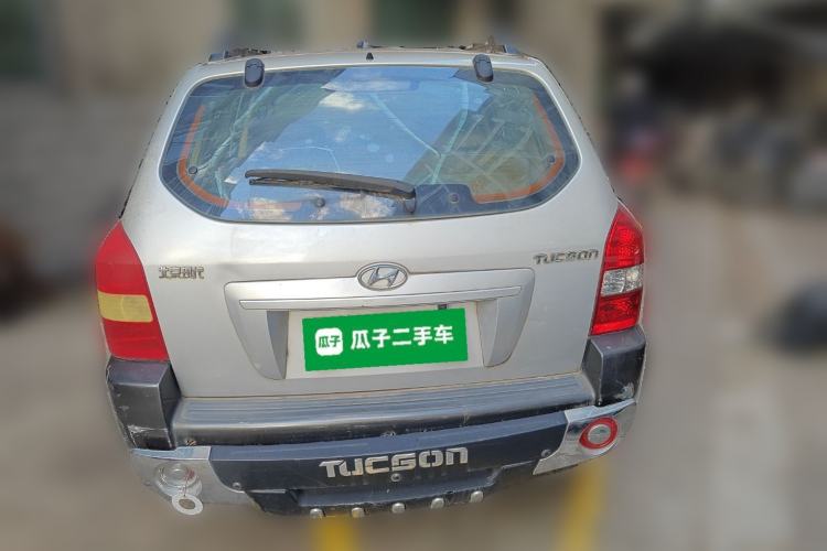 Used Hyundai Tucson 2009 2.0L Automatic Two-Wheel Drive with Sunroof