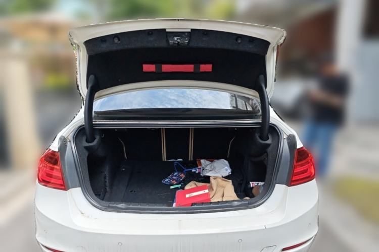 Used BMW 3 Series 2013 320i Sport Edition
