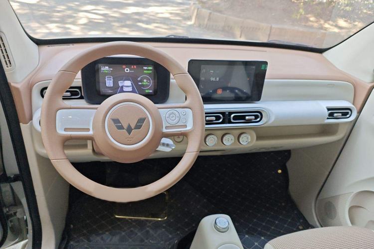 Used Wuling Hongguang MINIEV 2024 3rd Generation 215km Advanced Version