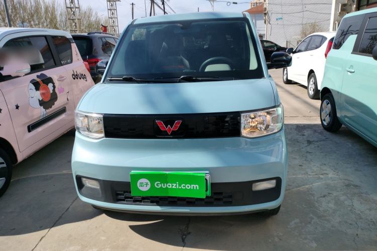 Used Wuling Hongguang MINIEV 2020 Zizai Version Lithium-NMC Front