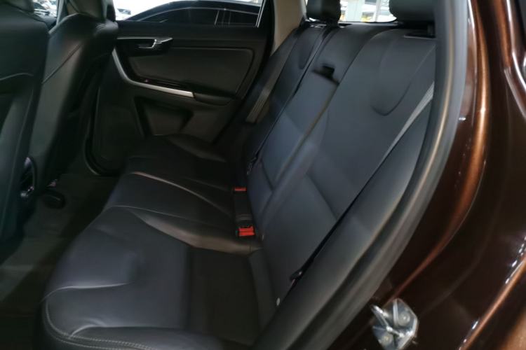 Used Volvo XC60 2017 T5 AWD Smart Upgrade Edition