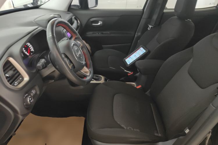 Used Jeep Renegade 2016 1.4T Automatic Kinetic Edition
