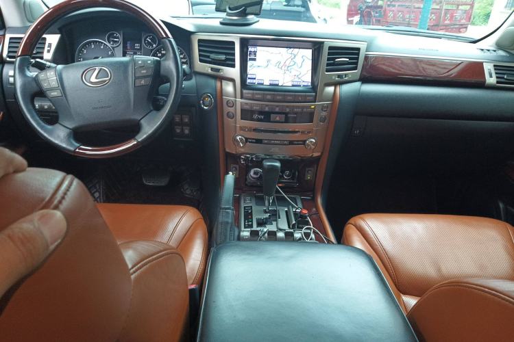 Used Lexus LX 2012 570