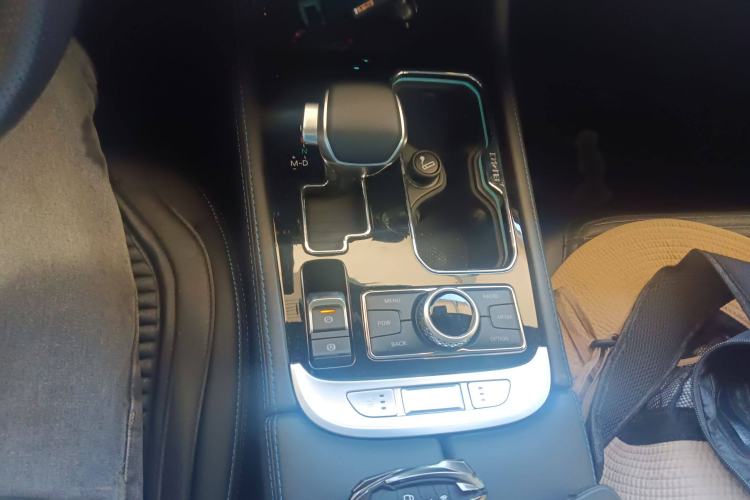 Used BAIC Off-Road BJ40 2019 2.0T Automatic Four-Wheel Drive Urban Hunter Edition Premium Model China V Emission Standard