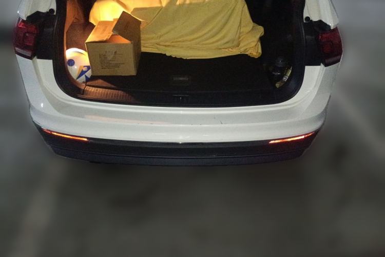 Used Volkswagen Tiguan L 2018 330TSI Automatic Two-Wheel Drive Luxury Edition
