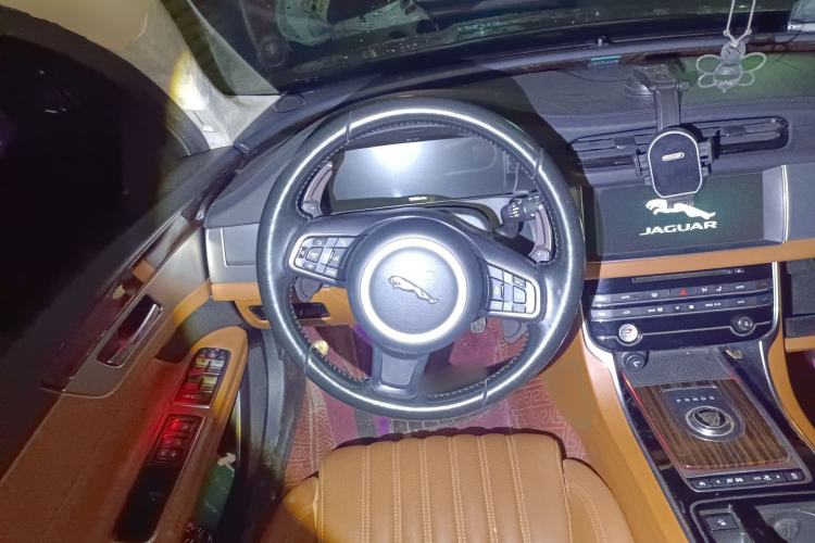 Used Jaguar XFL 2017 XFL 2.0T 240PS Luxury Edition
