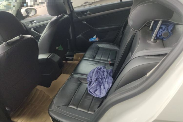 Used Volkswagen Lavida 2015 1.6L Automatic Comfort Edition Left Rear Seat