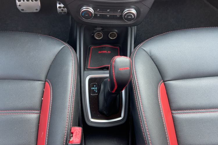 Used Haval H1 2015 1.5L AMT Luxury Model