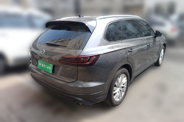 Used Volkswagen Touareg 2022 2.0 TSI Flagship Special Edition Rear Right 45 Deg