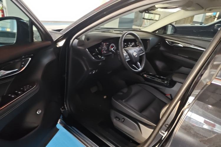 Used Buick Envision 2022 Encore Plus 652T Five-Seat Luxury Model Driver Seat