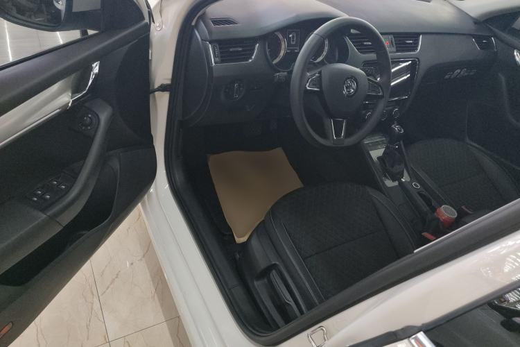 Used Skoda Octavia 2019 TSI230 DSG Luxury Edition
