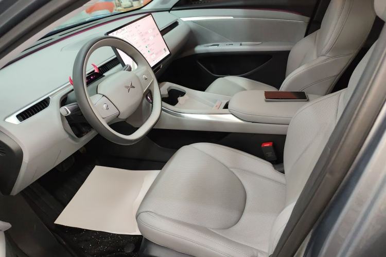 Used XPeng MONA M03 2024 620 with Ultra-Long Range Left Front Seat