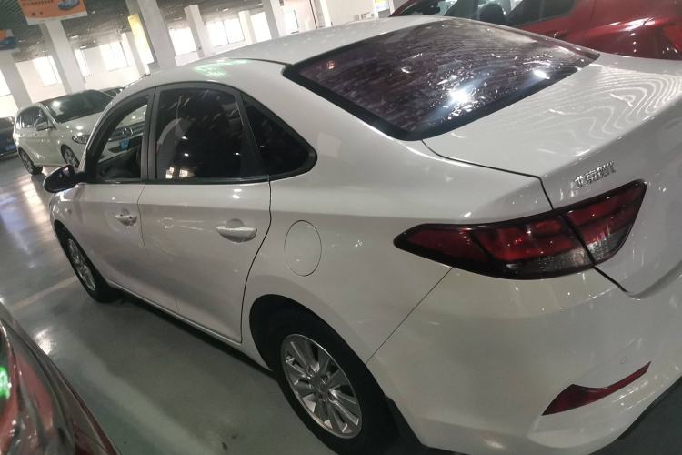 Used Hyundai Celesta 2017 1.6L Automatic Enjoyment Version GLS
