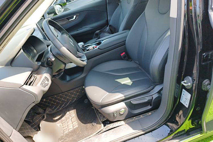 Used Hongqi E-QM5 2023 Revised Version Basic Travel Edition
