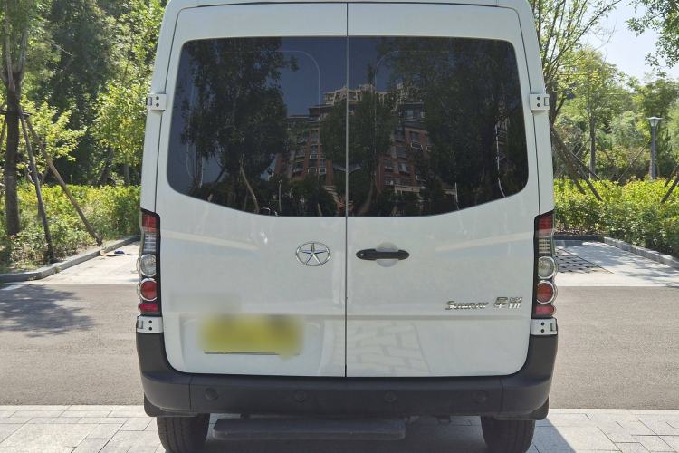 Used JAC Sunray 2022 2.0T Fuel-Efficient King PLUS Express Version Mid-axle 5-6 Seats HFC4DB3-2E4
