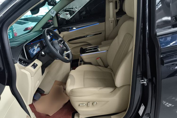 Used Buick GL8 New Energy 2025 Lu Shang Luxury Edition 7-Seater Left Front Seat