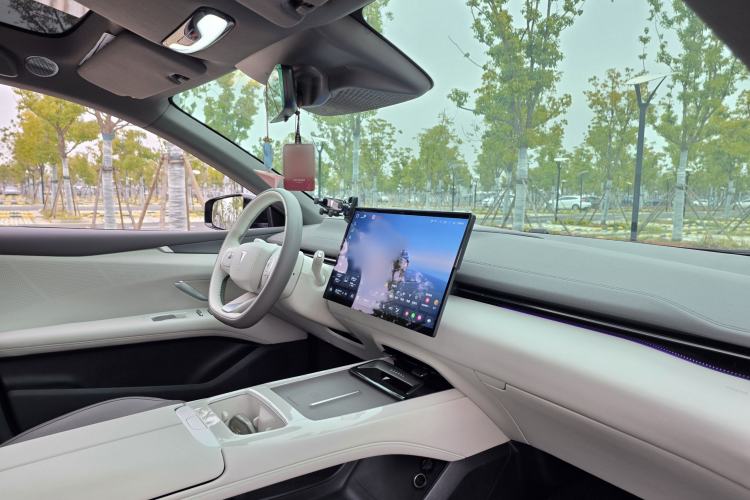 Used Deepal L07 2026 Model 550Ultra Huawei Qiankun ADS SE Edition
