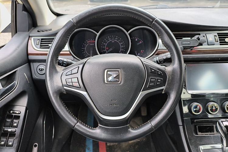 Used Zotye Z500 2015 1.5T CVT Luxury Model Steering Wheel