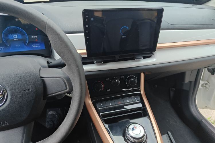 Used Dongfeng NAMMI EX1 2022 PRO Enjoyment Model Center Console