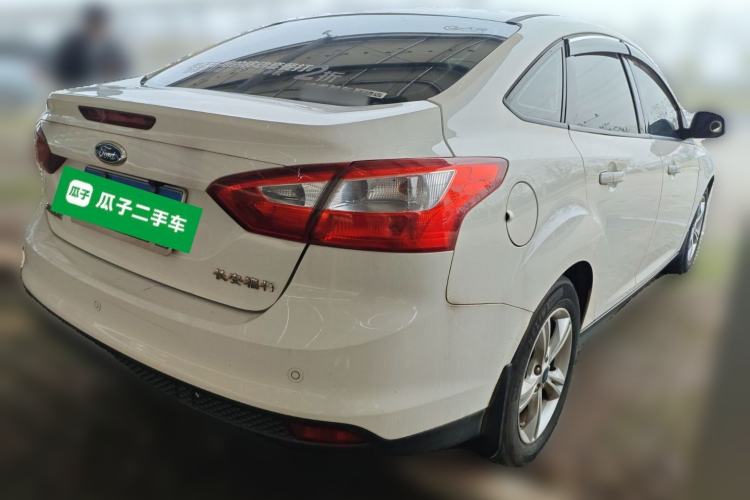 Used Ford Focus 2012 Sedan 1.6L Automatic Fashion Edition