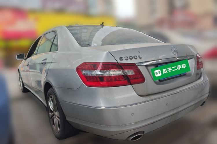 Used Mercedes-Benz E-Class 2010 E 300 L Fashion Model