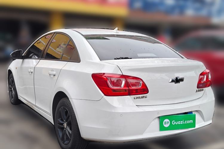 Used Chevrolet Cruze 2015 1.5L Classic SE AT Rear Left 45 Deg