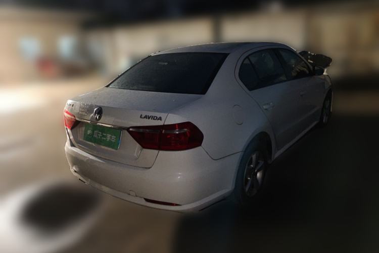 Used Volkswagen Lavida 2013 Revised Classic 1.6L Automatic Fashion Edition Rear Right 45 Deg