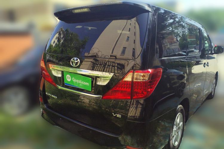Used Toyota Alphard 2011 3.5L Luxury Edition
