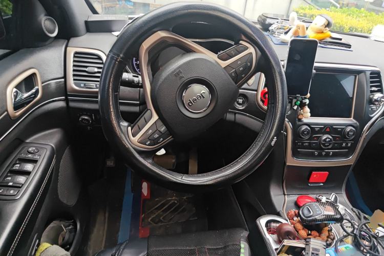 Used Jeep Grand Cherokee 2015 3.0TD Diesel Comfort Navigation Edition