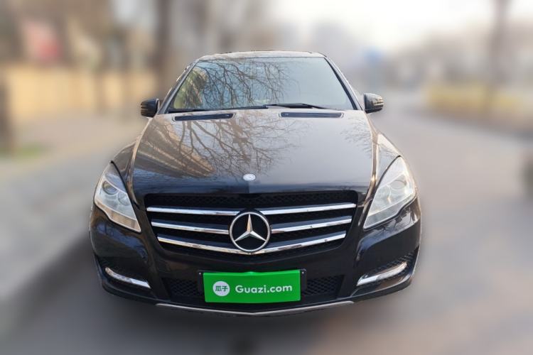 Used Mercedes-Benz R-Class 2017 R 320 4MATIC Business Edition Prestige Model
