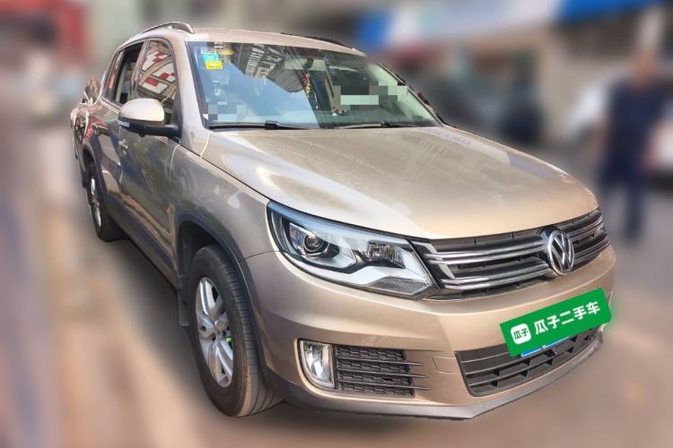 Used Volkswagen Tiguan 2013 1.8TSI Automatic Two-Wheel Drive Trend Edition Front Right 45 Deg
