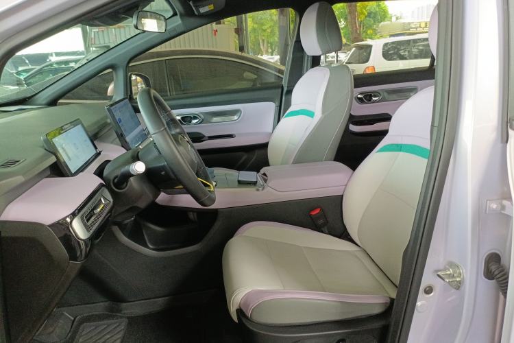 Used AION Y 2022 Plus 70 Smart Edition Left Front Seat