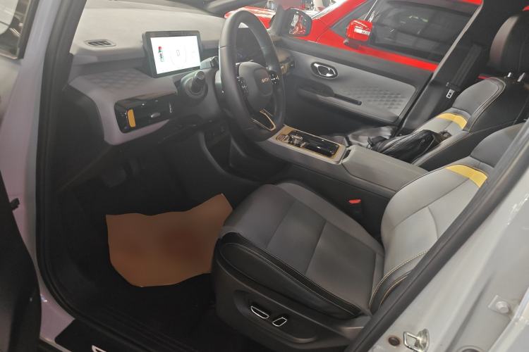 Used AION Y 2022 70 Tech Edition Lithium Iron Phosphate