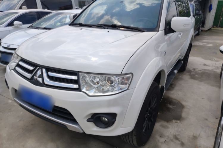 Used Mitsubishi Pajero Sport 2013 3.0L Automatic Two-Wheel Drive Luxury Edition