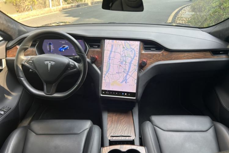 Used Tesla Model S 2017 S 75D Standard Range Edition Interior 10