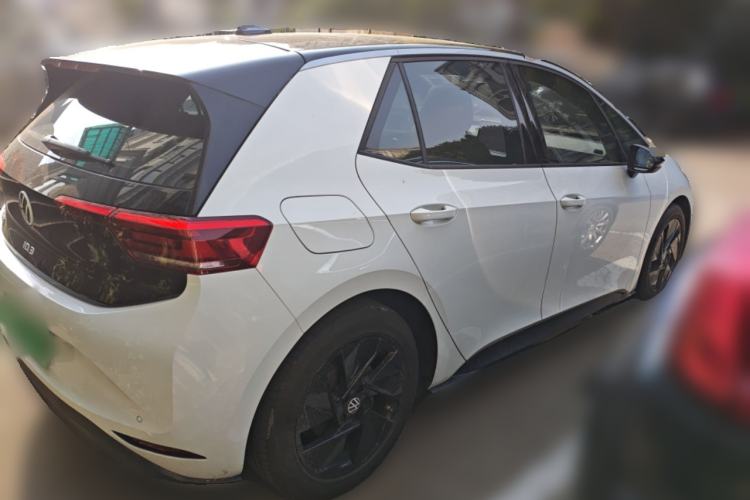 Used Volkswagen ID.3 2025 Smart Edition Outstanding Model
