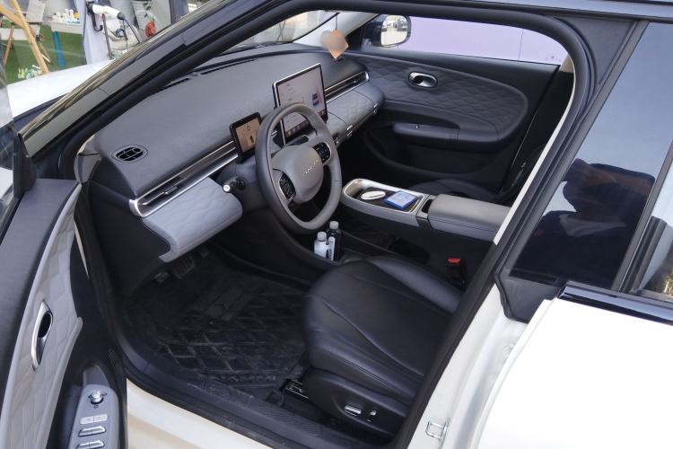 Used Dongfeng NAMMI 01 2024 Co-Creation Edition – Co-Creation WE Version
