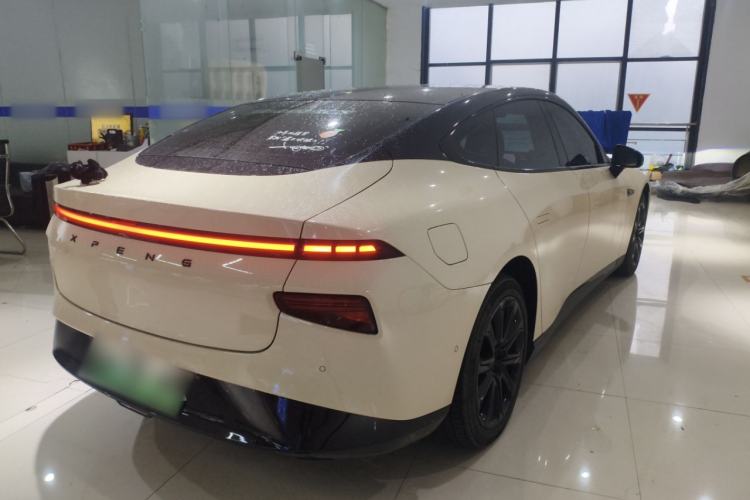 Used XPeng P7 2022 670E+
