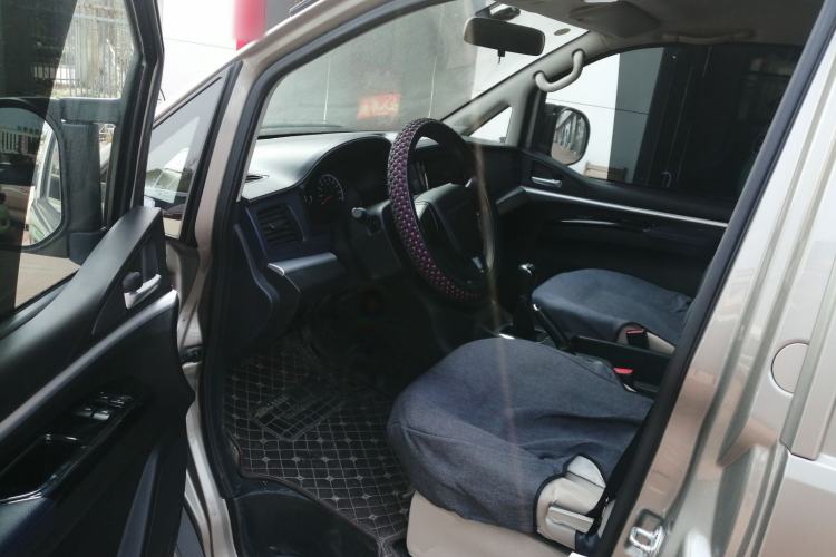 Used FORTHING Lingzhi 2023 M5L 1.6L Base Model 7 Seats