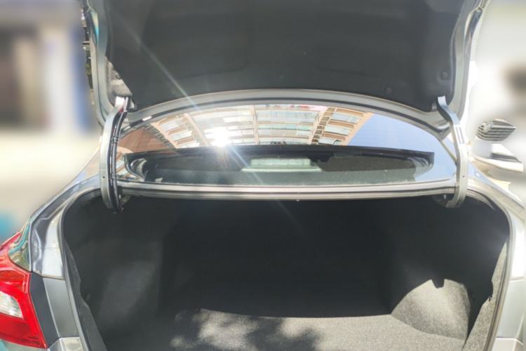 Used Nissan Sylphy 2024 Facelifted Three Classic 1.6XE CVT Comfort Edition Trunk