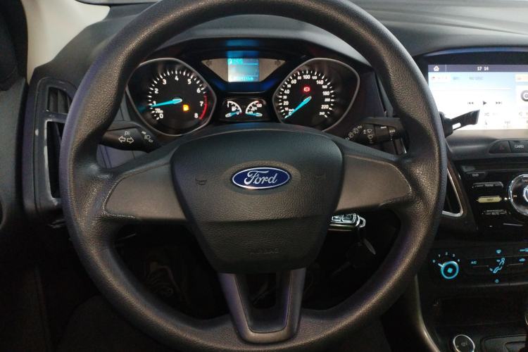 Used Ford Focus 2018 Hatchback Classic 1.6L Automatic Comfort Plus SmartDrive Edition