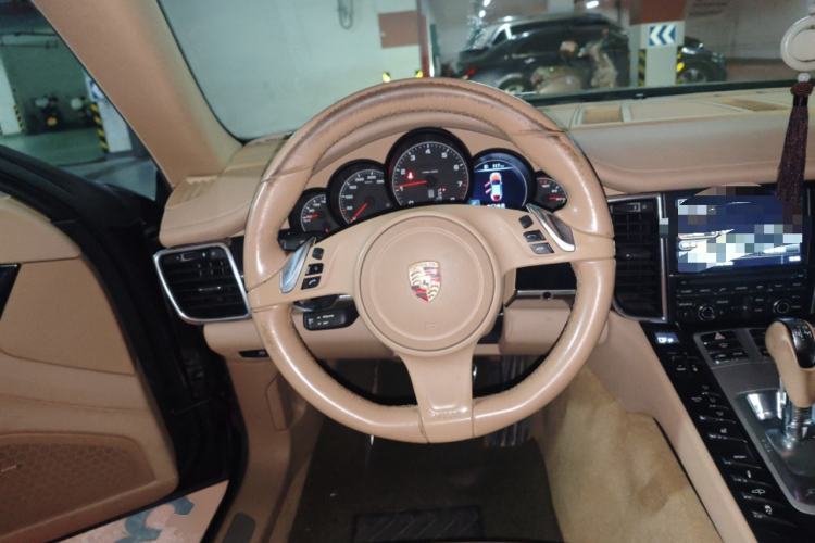 Used Porsche Panamera 2014 Panamera 3.0T Steering Wheel