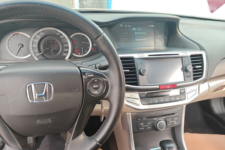 Used Honda Accord 2014 2.0L EX Luxury Edition
