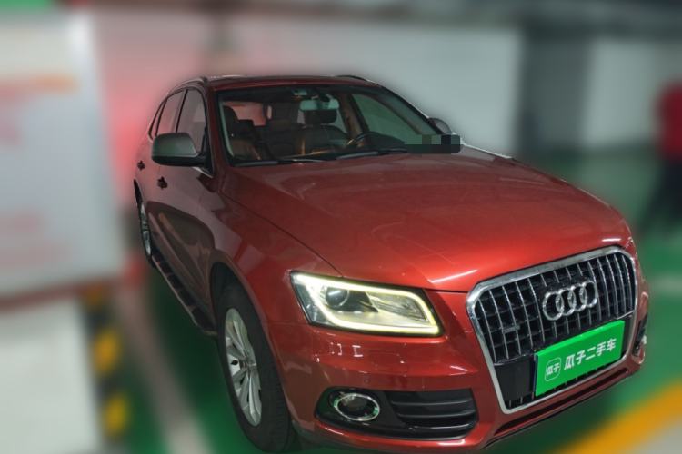 Used Audi Q5 2013 40 TFSI Technology Edition Front Right 45 Deg