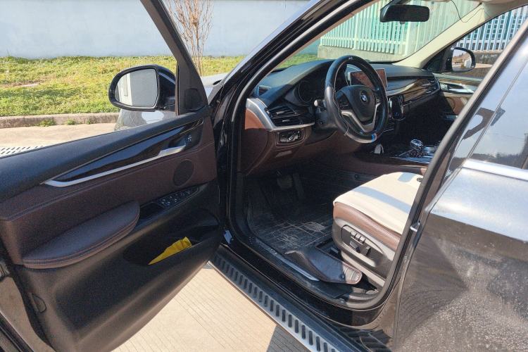 Used BMW X5 2018 xDrive28i