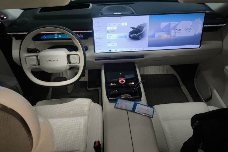 Used Lynk & Co 900 2025 2.0T Ultra
