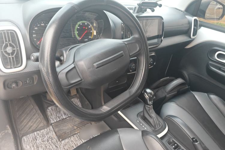 Used Roewe Clever 2022 311km QiQi BoBo Edition Steering Wheel
